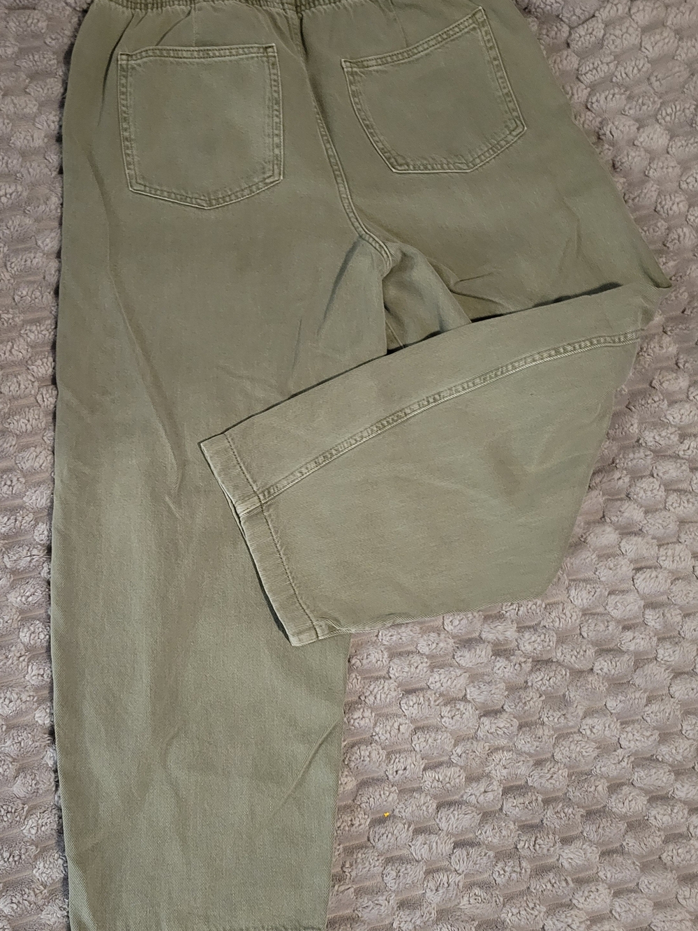 GAP Mid Rise SuperSoft Pull-On Barrel Jeans in Light Olive Sz M - Picture 4 of 15